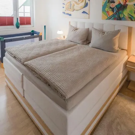 Two-bedroom In Schieder-schwalenberg شقة *